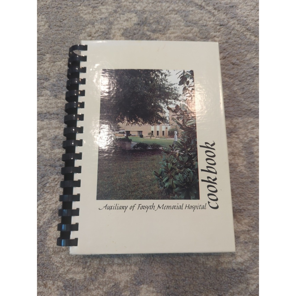 Auxiliary Of Forsyth Memorial Hospital Cookbook 1984 Winston-Salem, NC FMC‎